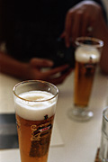 手與杯(之二)